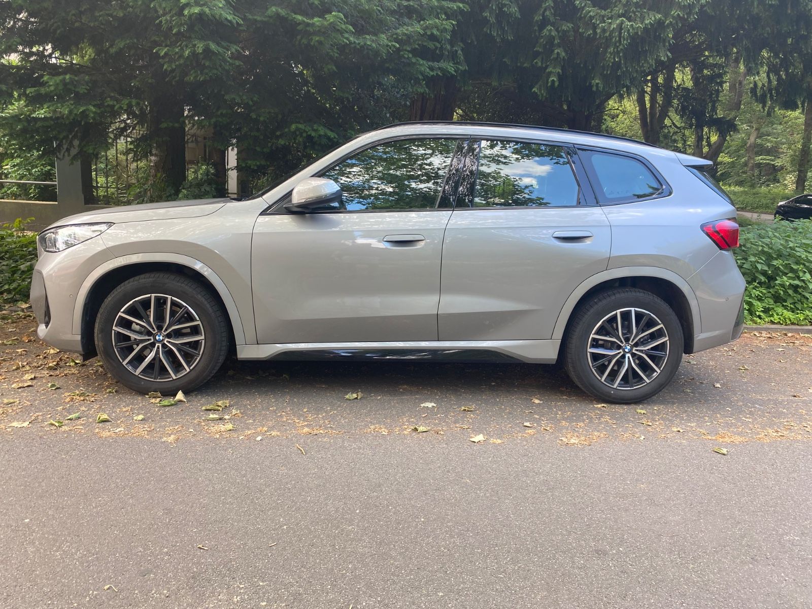 BMW X1 2026, 14 000 км, 120 kW (163 PS) дизель, автомат — фото с аукциона, доставка в Беларусь