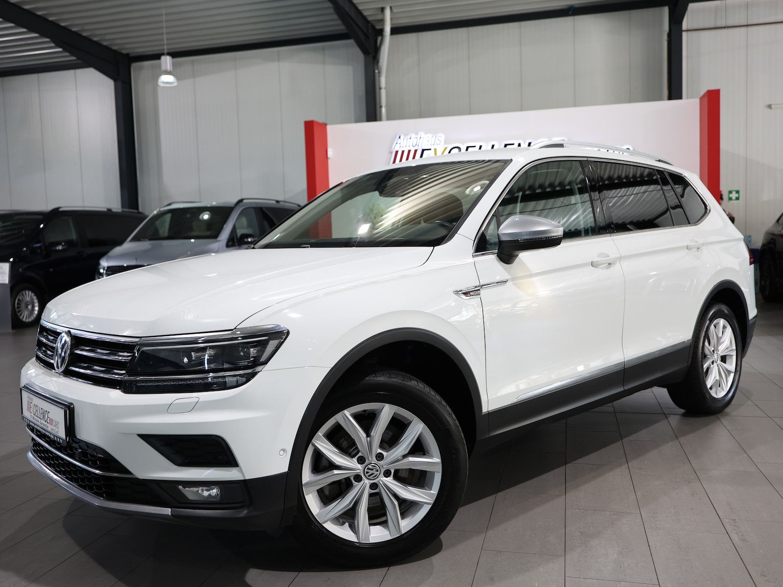 Volkswagen Tiguan Allspace 2019, 100 000 км, 140 kW (190 PS) бензин, автомат — фото 5