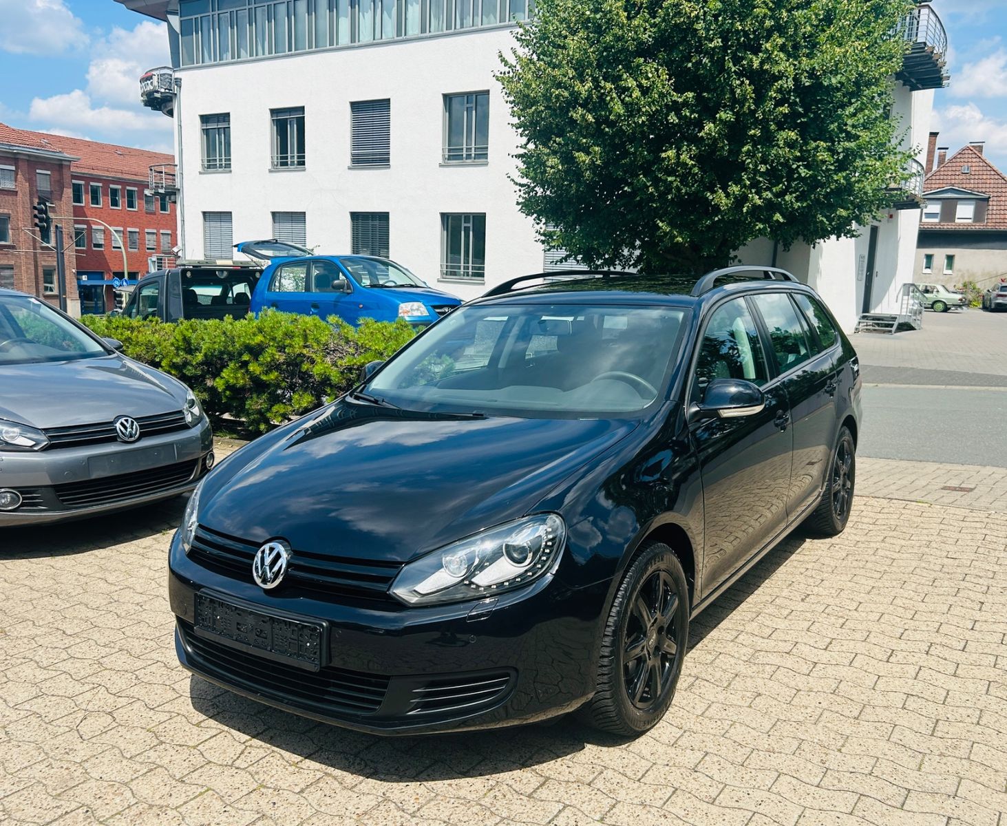 Volkswagen Golf 2012, 74 000 км, 77 kW (105 PS) бензин, schaltgetriebe — фото с аукциона, доставка в Беларусь