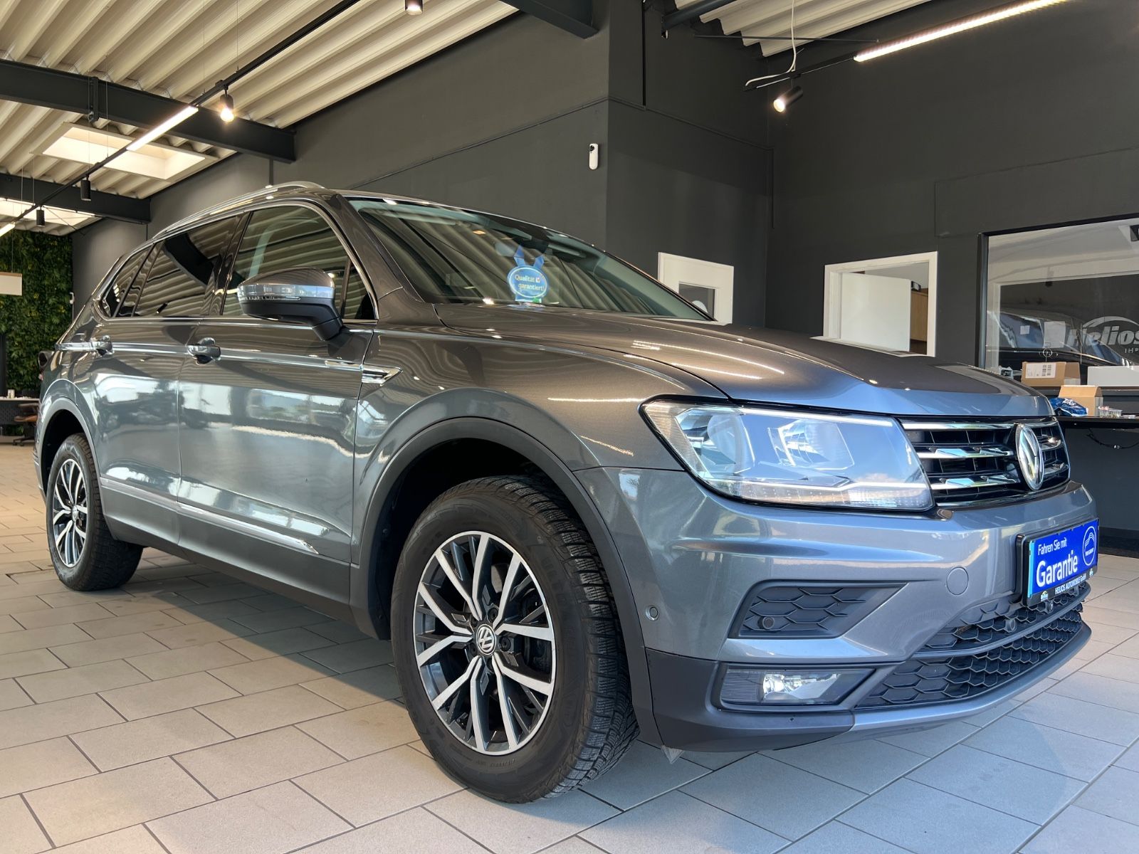 Volkswagen Tiguan 2018, 94 000 км, 110 kW (150 PS) дизель, автомат — фото с аукциона, доставка в Беларусь