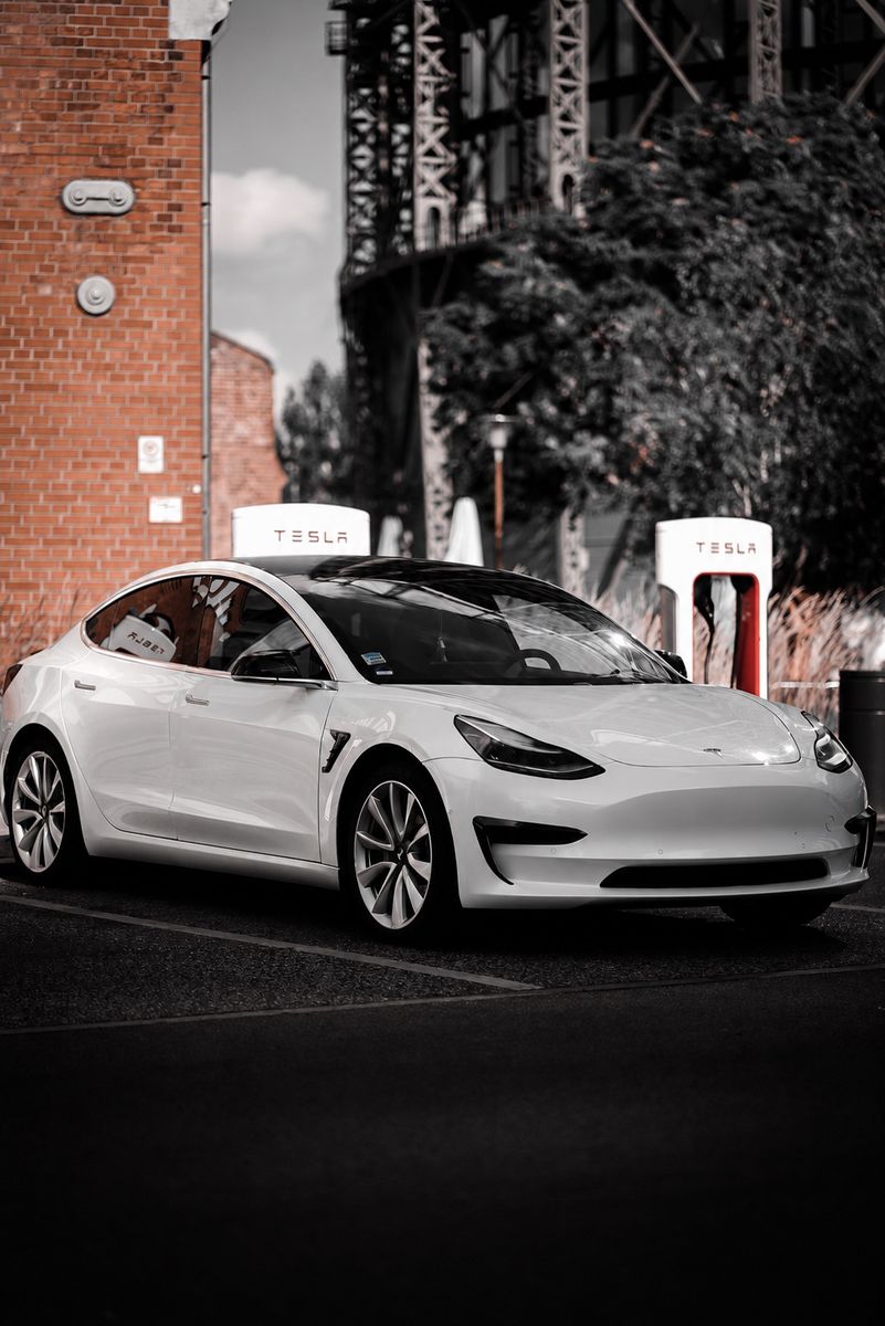 Tesla Model 3 2020, 157 000 км, 208 kW (283 PS) электро, автомат — фото с аукциона, доставка в Беларусь