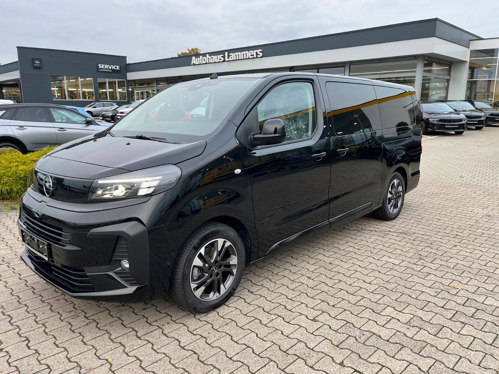Opel Zafira Life 2025, 1 км, 130 kW (177 PS) дизель, автомат — фото с аукциона, доставка в Беларусь
