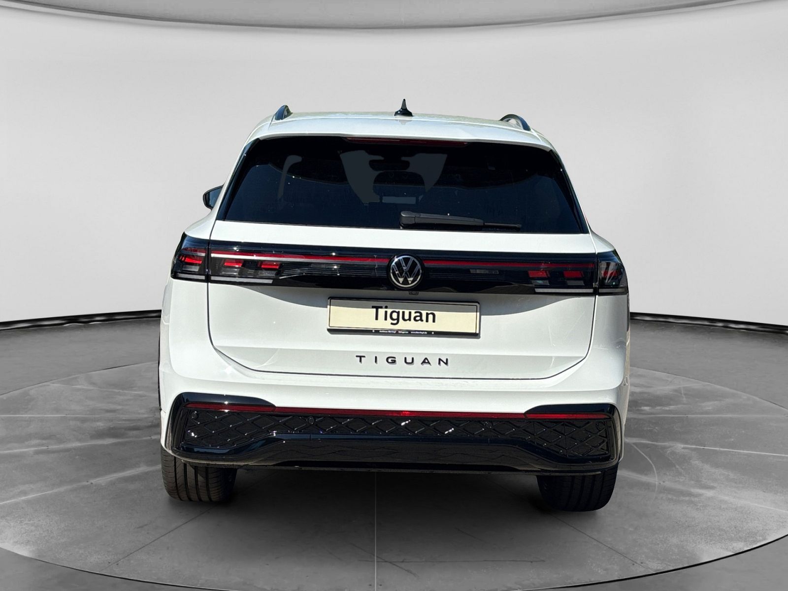 Volkswagen Tiguan 2026, 110 kW (150 PS) бензин, автомат — фото 5