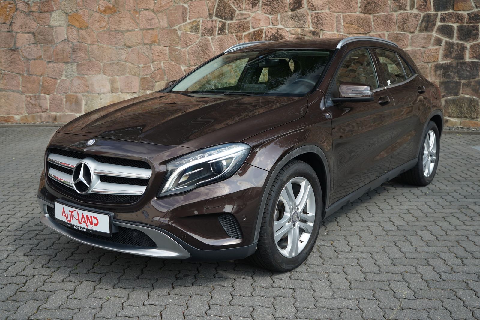 Mercedes-Benz GLA 200 2015, 89 758 км, 115 kW (156 PS) бензин, schaltgetriebe — фото 2