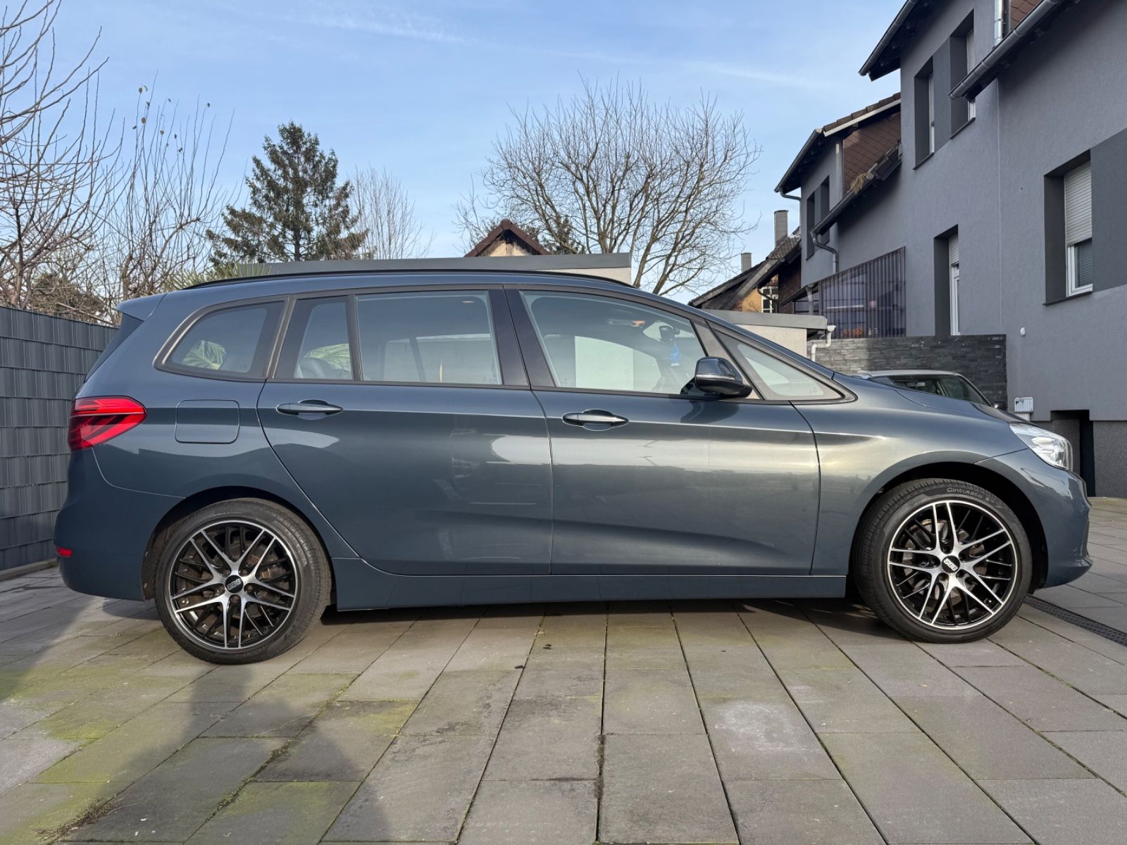 BMW 218 Gran Tourer 2015, 98 400 км, 100 kW (136 PS) бензин, автомат — фото 3