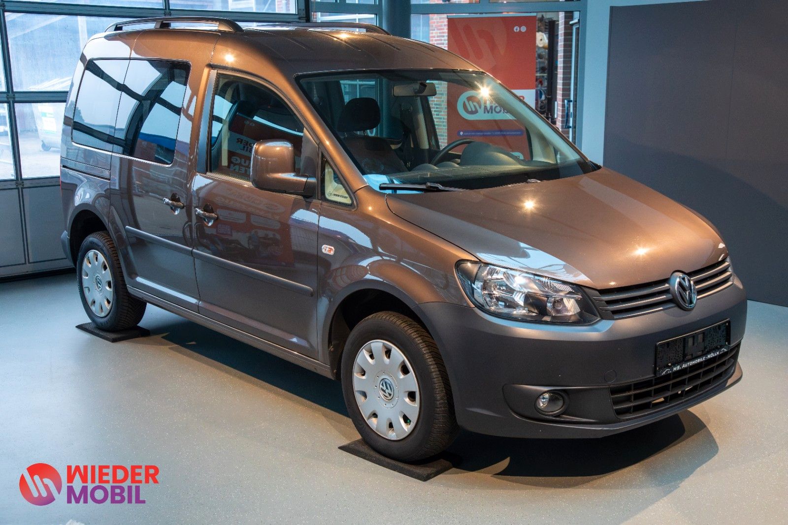 Volkswagen Caddy 2011, 107 500 км, 63 kW (86 PS) бензин, schaltgetriebe — фото с аукциона, доставка в Беларусь