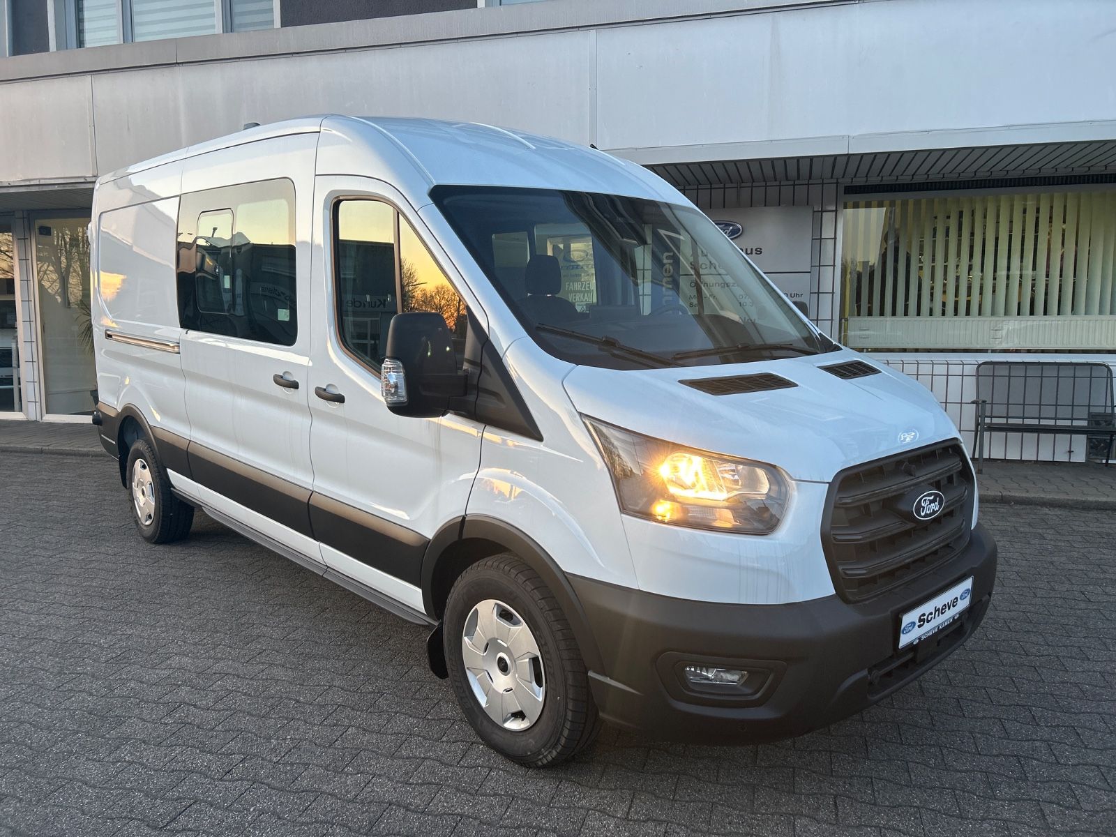 Ford Transit 2025, 35 км, дизель, schaltgetriebe — фото 2