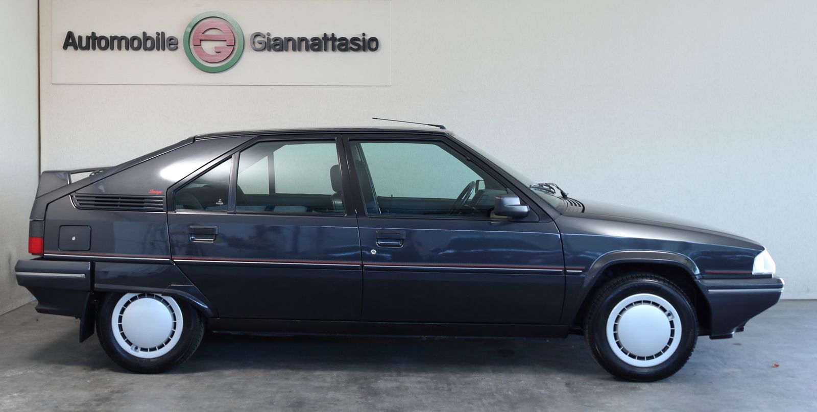 Citroën BX 1990, 81 000 км, 66 kW (90 PS) бензин, schaltgetriebe — фото с аукциона, доставка в Беларусь