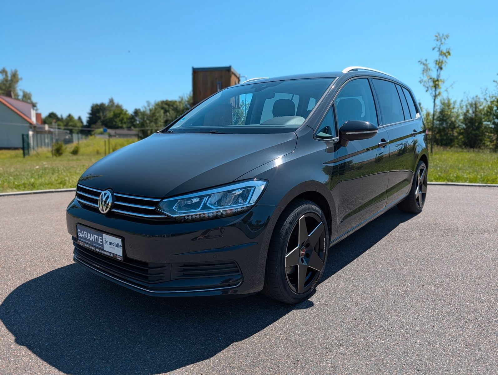 Volkswagen Touran 2019, 106 000 км, 110 kW (150 PS) дизель, автомат — фото с аукциона, доставка в Беларусь