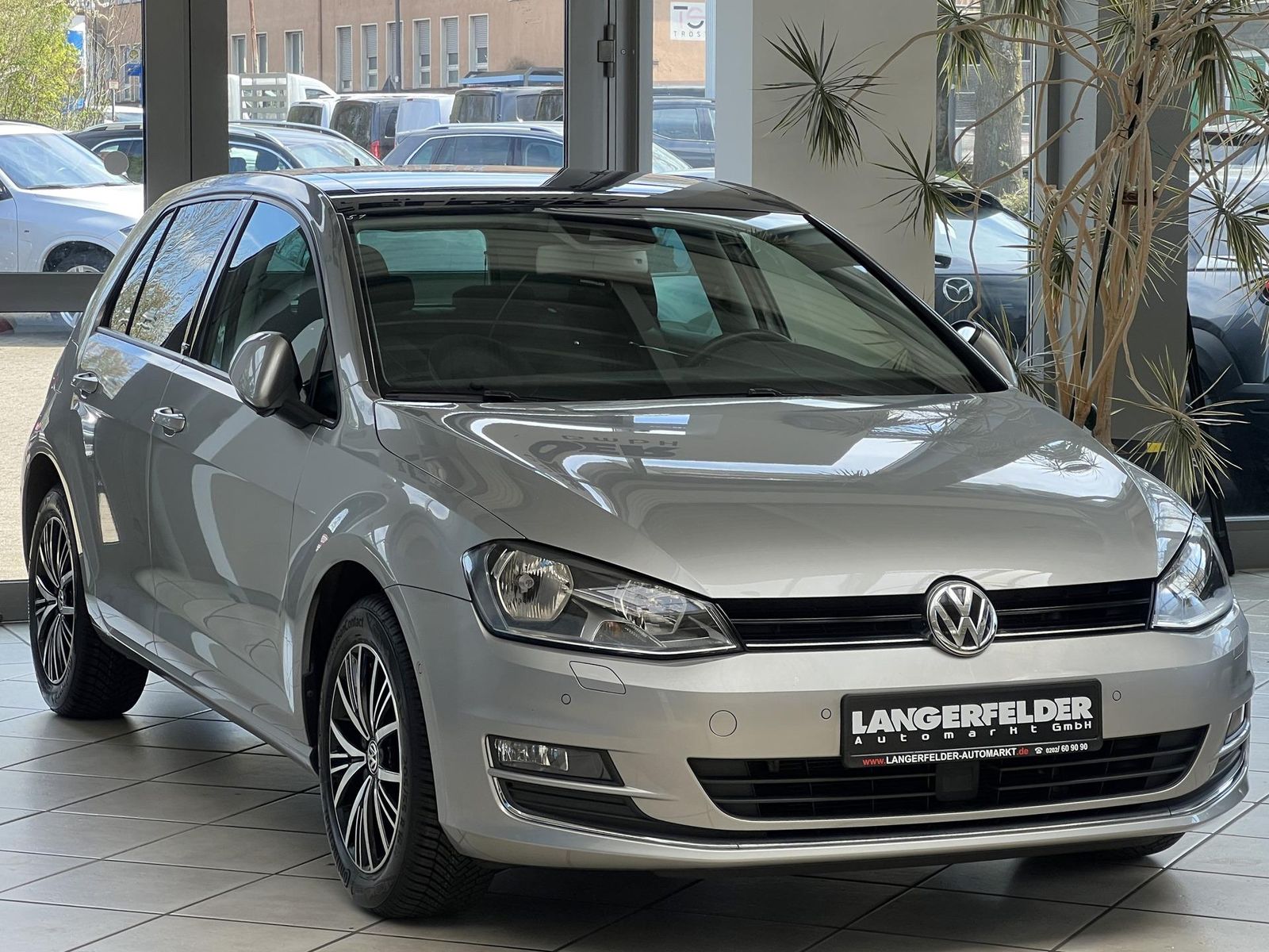 Volkswagen Golf 2016, 67 682 км, 81 kW (110 PS) бензин, schaltgetriebe — фото с аукциона, доставка в Беларусь