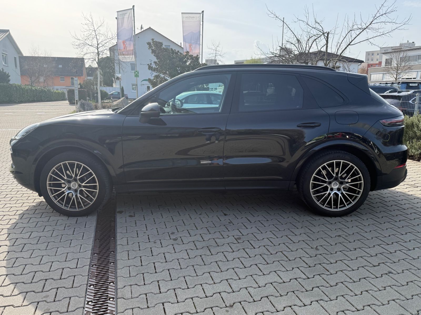 Porsche Cayenne 2022, 55 000 км, 250 kW (340 PS) бензин, автомат — фото 5