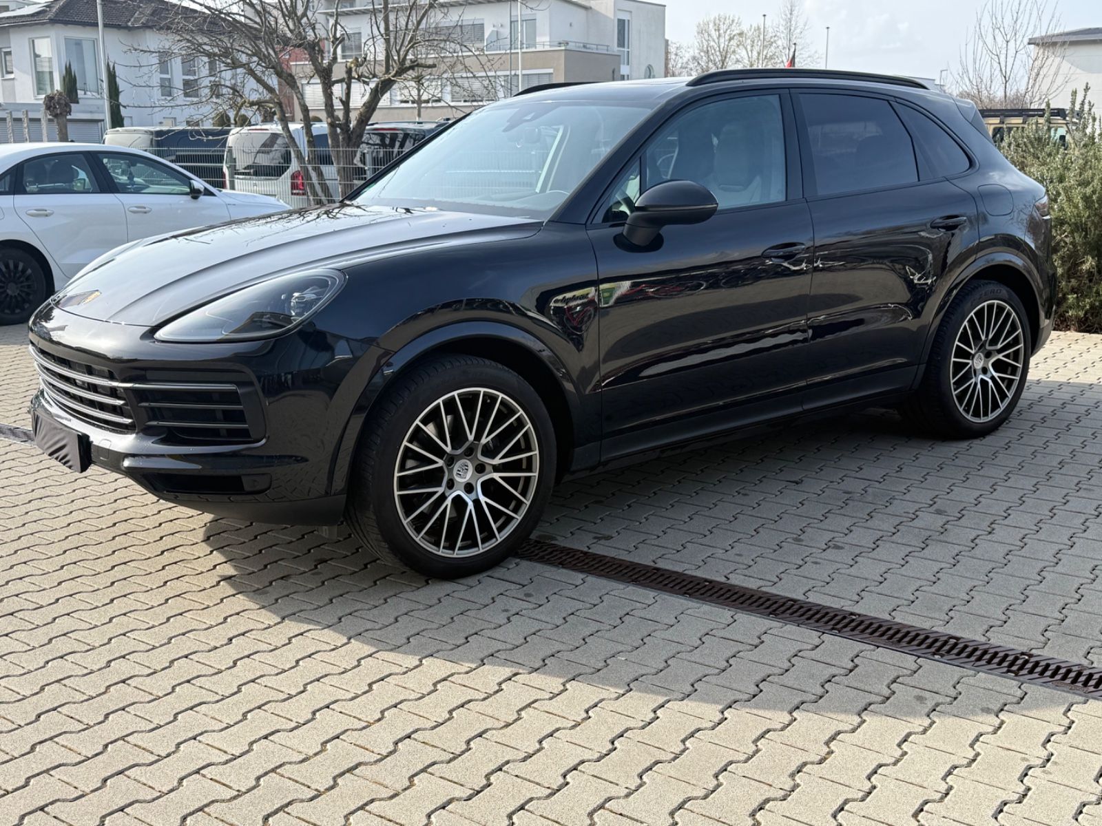 Porsche Cayenne 2022, 55 000 км, 250 kW (340 PS) бензин, автомат — фото 6