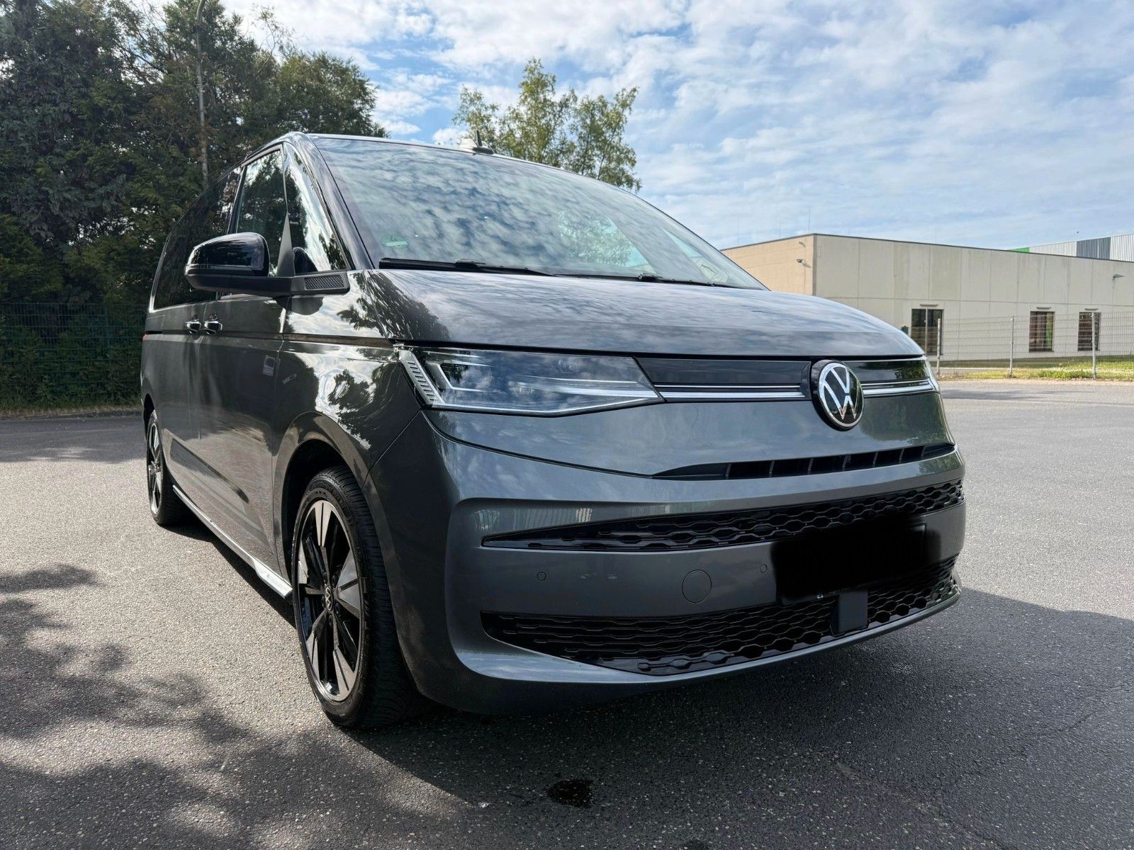 Volkswagen T7 Multivan 2024, 49 900 км, 110 kW (150 PS) дизель, автомат — фото 2