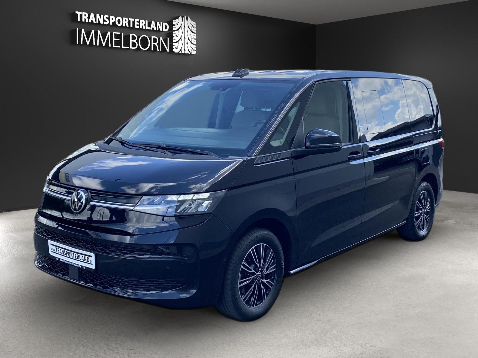 Volkswagen T7 Multivan 2024, 63 920 км, 110 kW (150 PS) дизель, автомат — фото 4