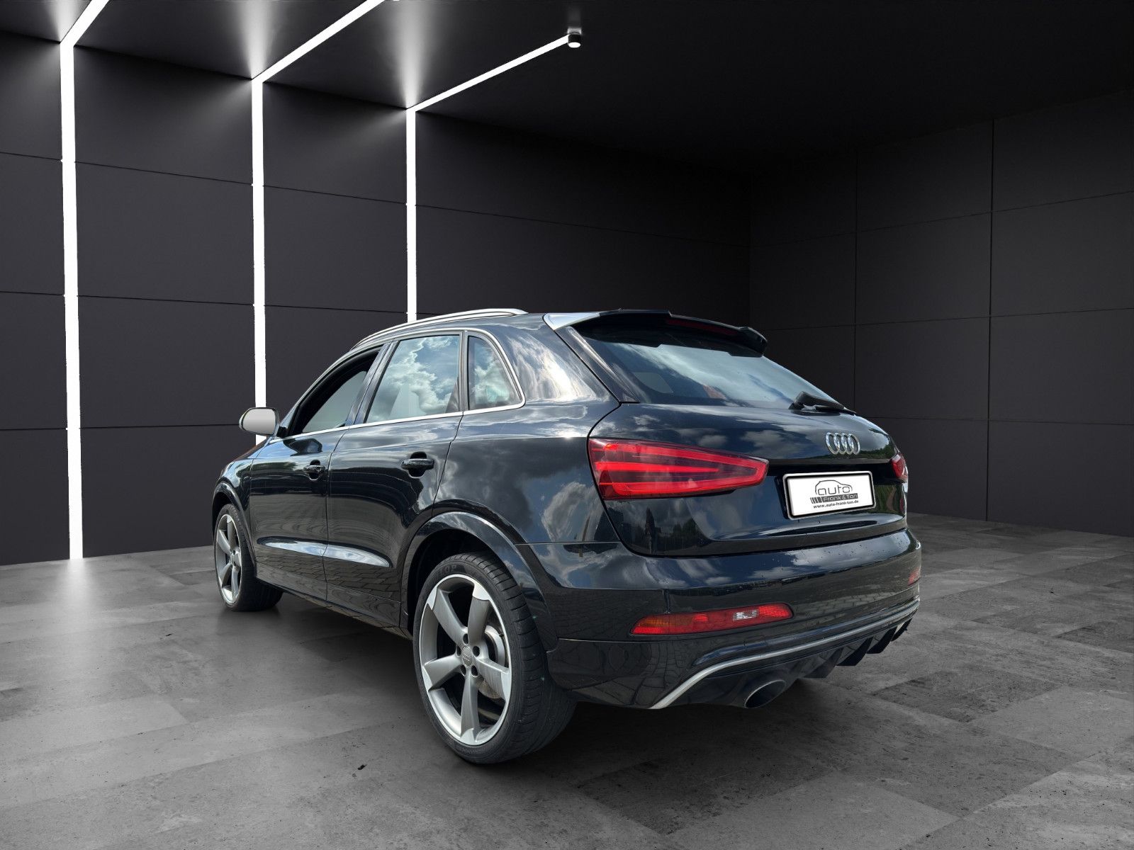 Audi RSQ3 2014, 105 500 км, 228 kW (310 PS) бензин, автомат — фото 4