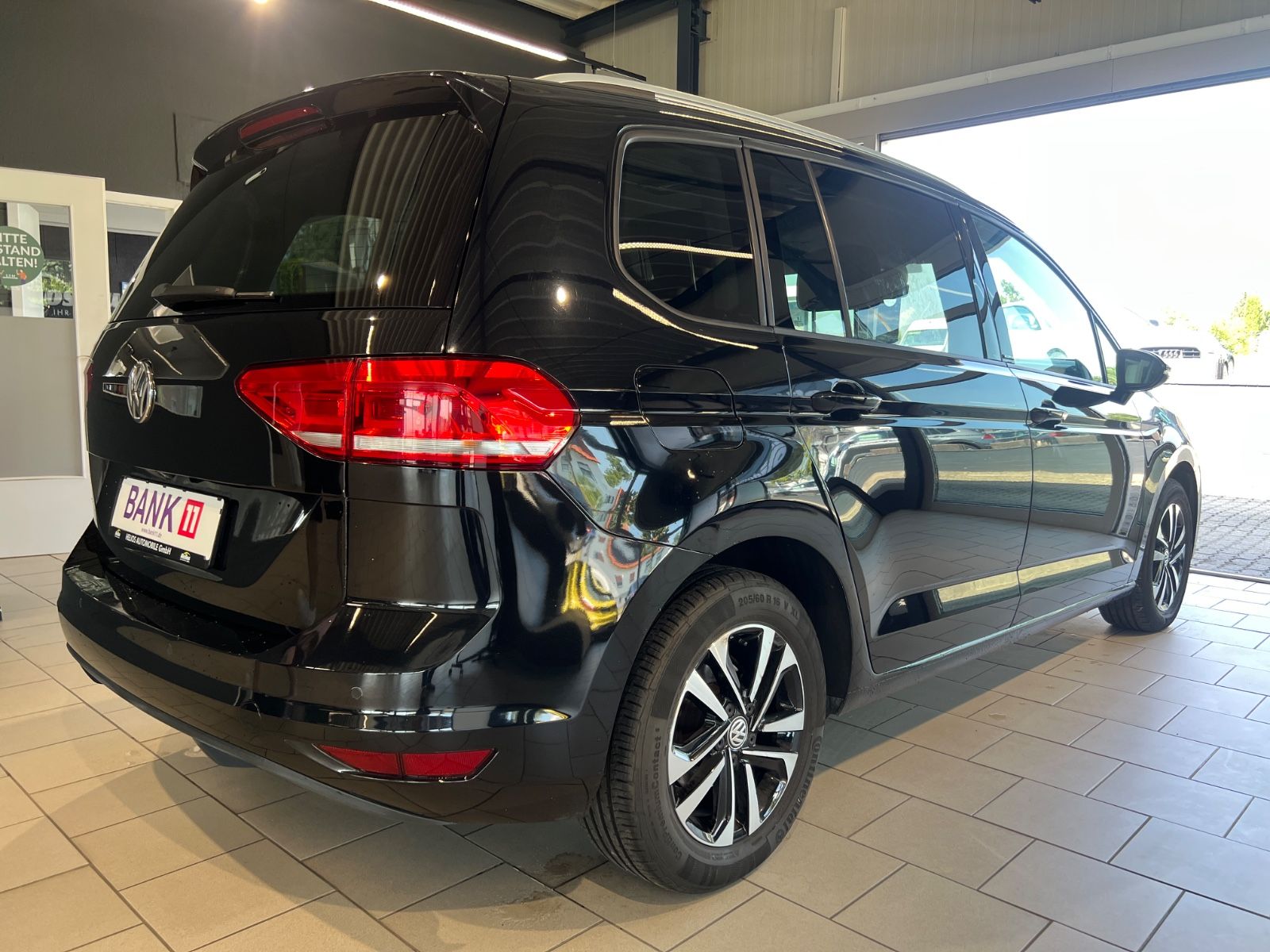 Volkswagen Touran 2019, 95 000 км, 110 kW (150 PS) бензин, автомат — фото 7