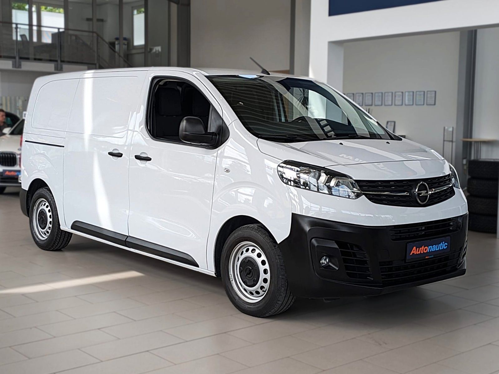 Opel Vivaro 2023, 39 000 км, 88 kW (120 PS) дизель, schaltgetriebe — фото 3