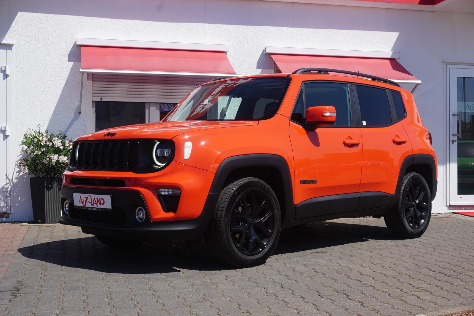 Jeep Renegade 2019, 69 987 км, 132 kW (179 PS) бензин, автомат — фото 2