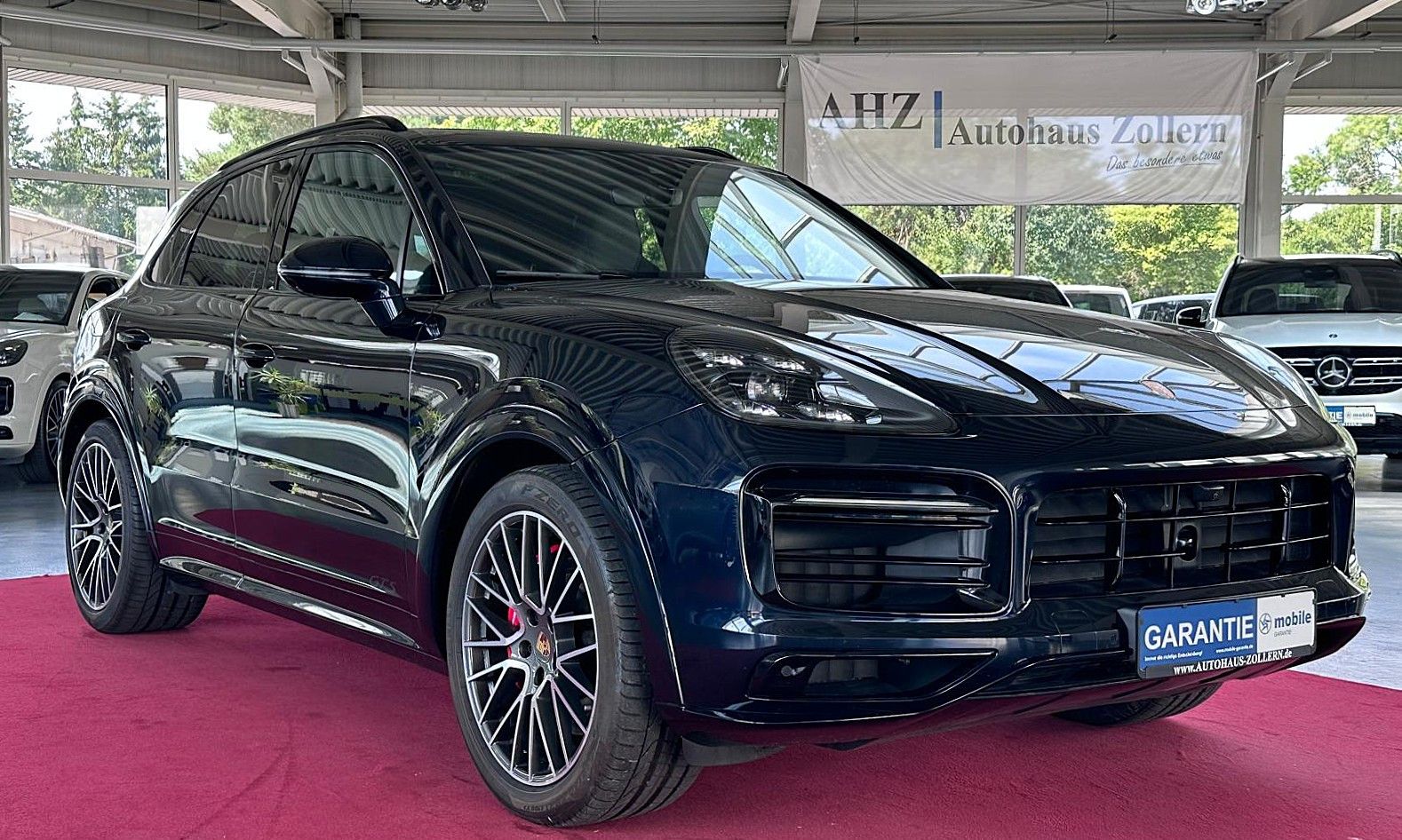 Porsche Cayenne 2023, 24 394 км, 338 kW (460 PS) бензин, автомат — фото с аукциона, доставка в Беларусь