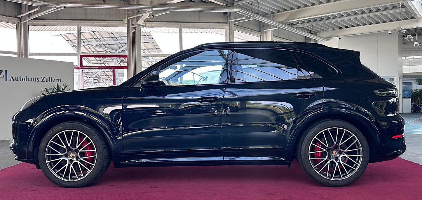 Porsche Cayenne 2023, 24 394 км, 338 kW (460 PS) бензин, автомат — фото 4