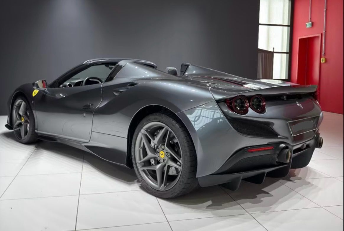 Ferrari F8 2022, 3 850 км, 530 kW (721 PS) бензин, автомат — фото 4