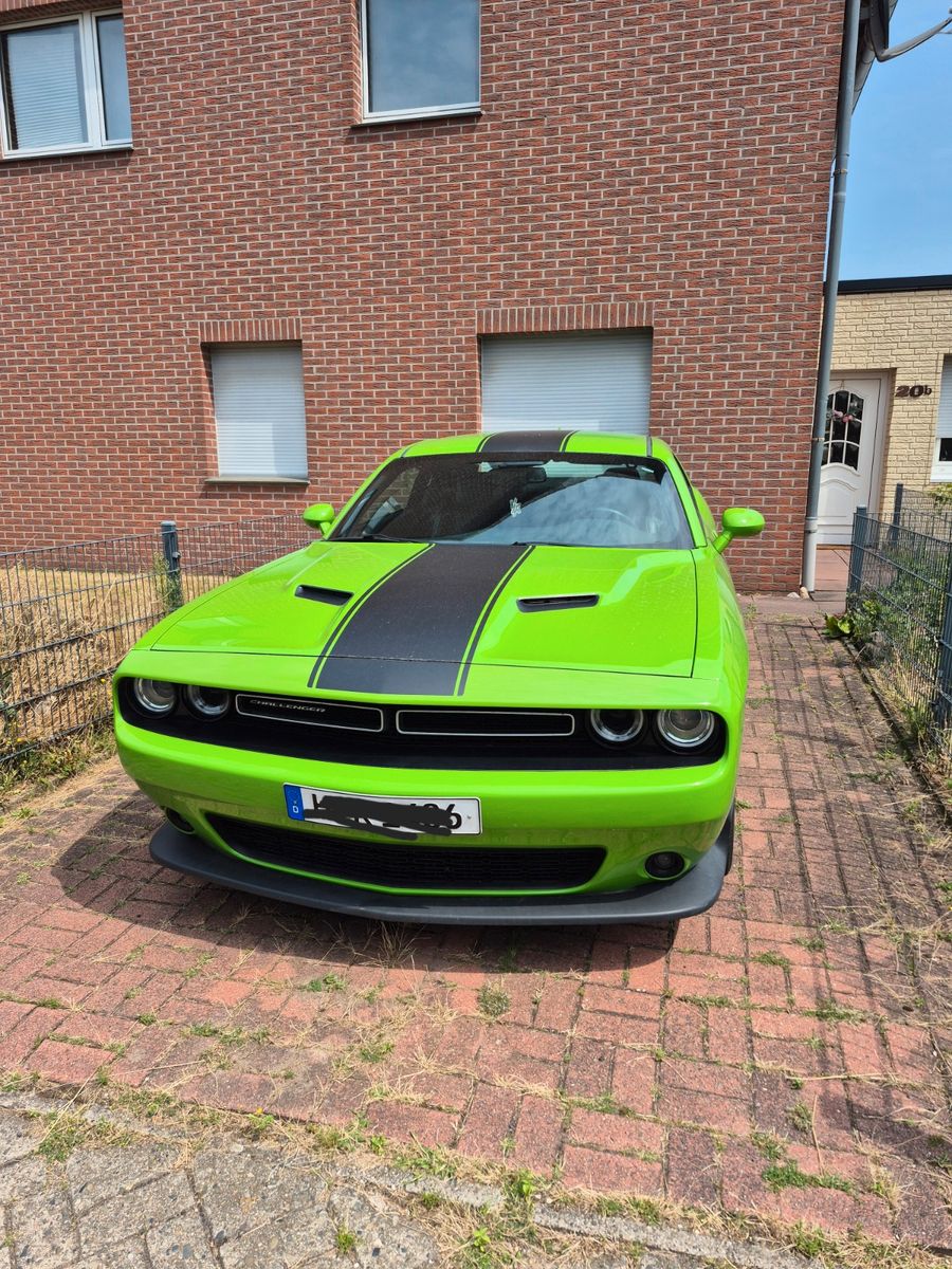 Dodge Challenger 2017, 93 565 км, 225 kW (306 PS) бензин, автомат — фото с аукциона, доставка в Беларусь