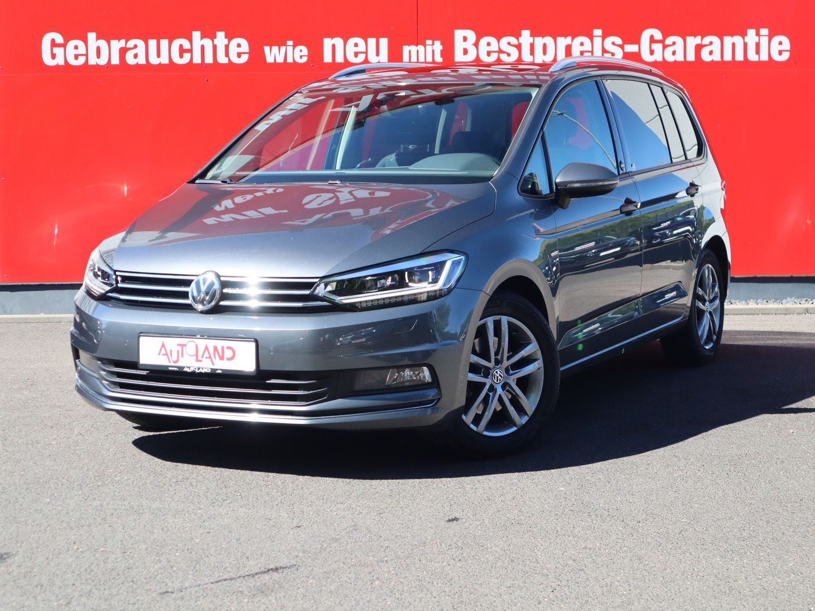 Volkswagen Touran 2017, 76 241 км, 110 kW (150 PS) бензин, автомат — фото с аукциона, доставка в Беларусь