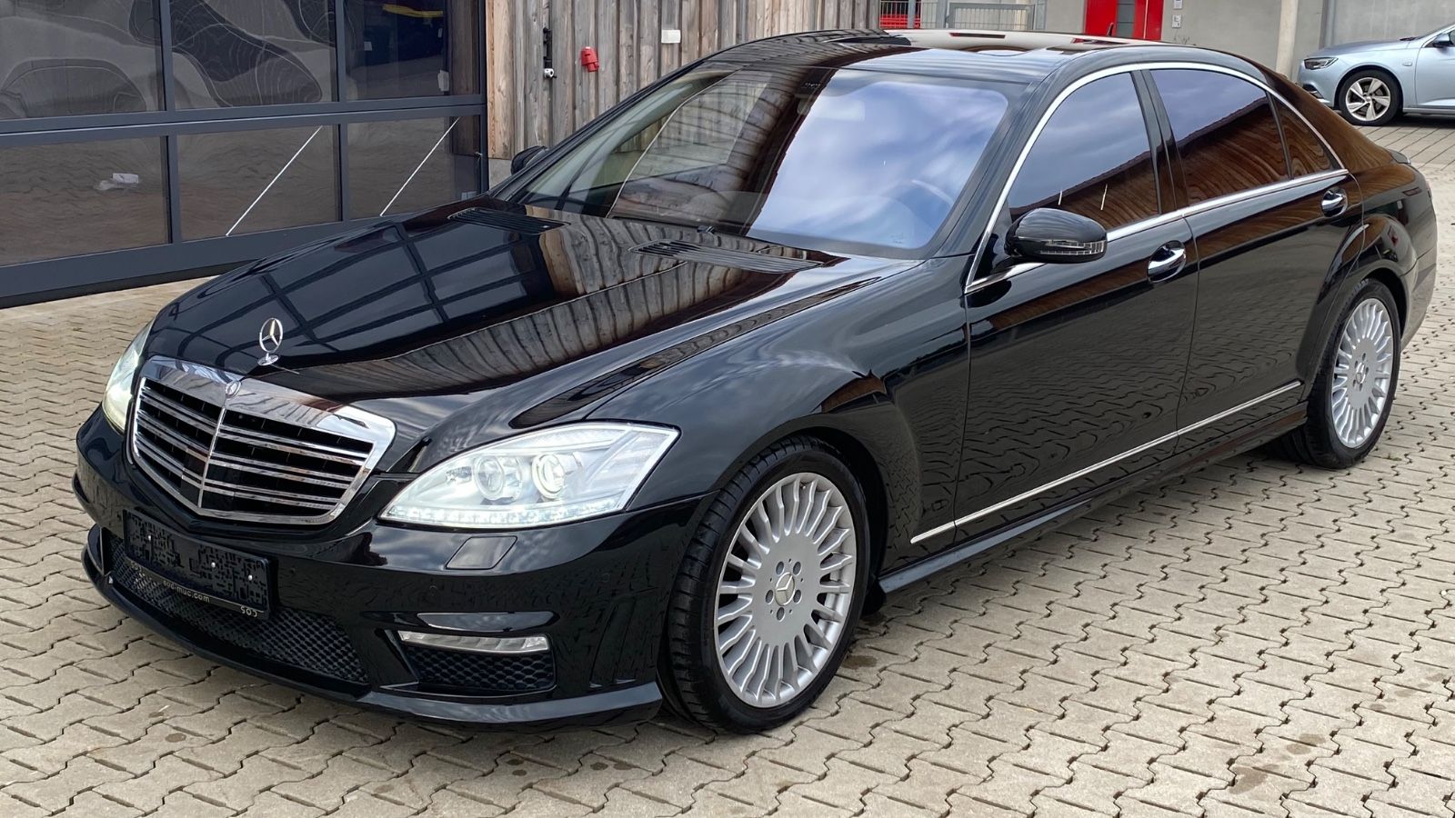 Mercedes-Benz S 500 2006, 44 500 км, 285 kW (387 PS) бензин, автомат — фото 2