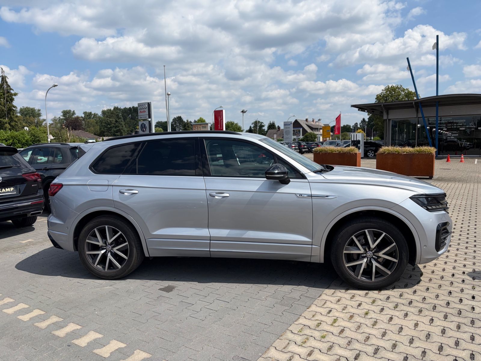 Volkswagen Touareg 2018, 205 000 км, 210 kW (286 PS) дизель, автомат — фото с аукциона, доставка в Беларусь