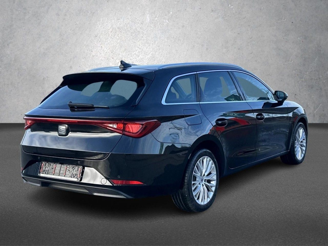 Seat Leon 2023, 57 400 км, 110 kW (150 PS) дизель, автомат — фото 4