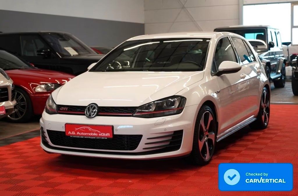 Volkswagen Golf 2016, 94 787 км, 169 kW (230 PS) бензин, автомат — фото с аукциона, доставка в Беларусь