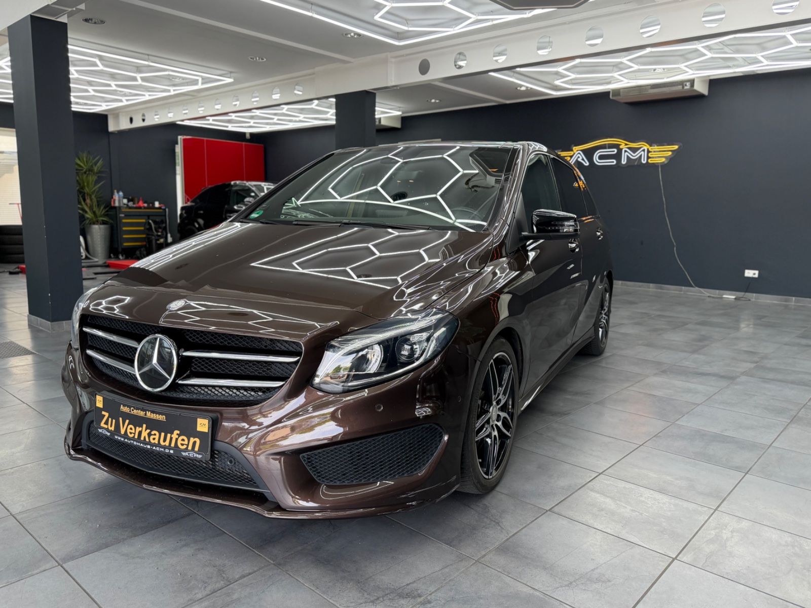 Mercedes-Benz B 220 2017, 83 750 км, 135 kW (184 PS) бензин, автомат — фото с аукциона, доставка в Беларусь