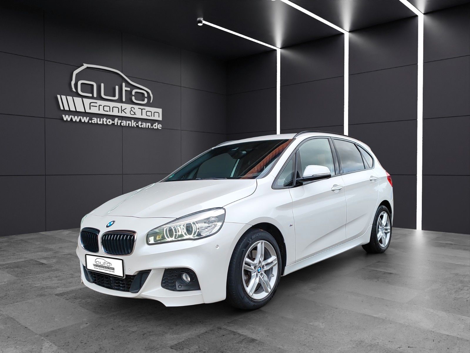 BMW 218 Active Tourer 2016, 103 500 км, 100 kW (136 PS) бензин, schaltgetriebe — фото с аукциона, доставка в Беларусь
