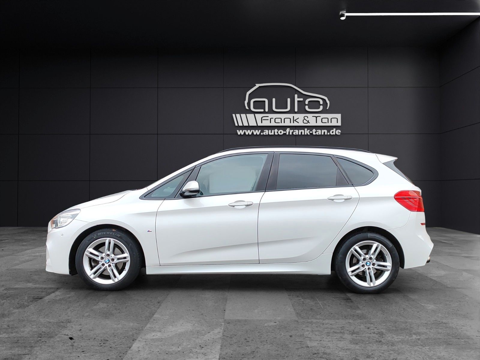 BMW 218 Active Tourer 2016, 103 500 км, 100 kW (136 PS) бензин, schaltgetriebe — фото 3