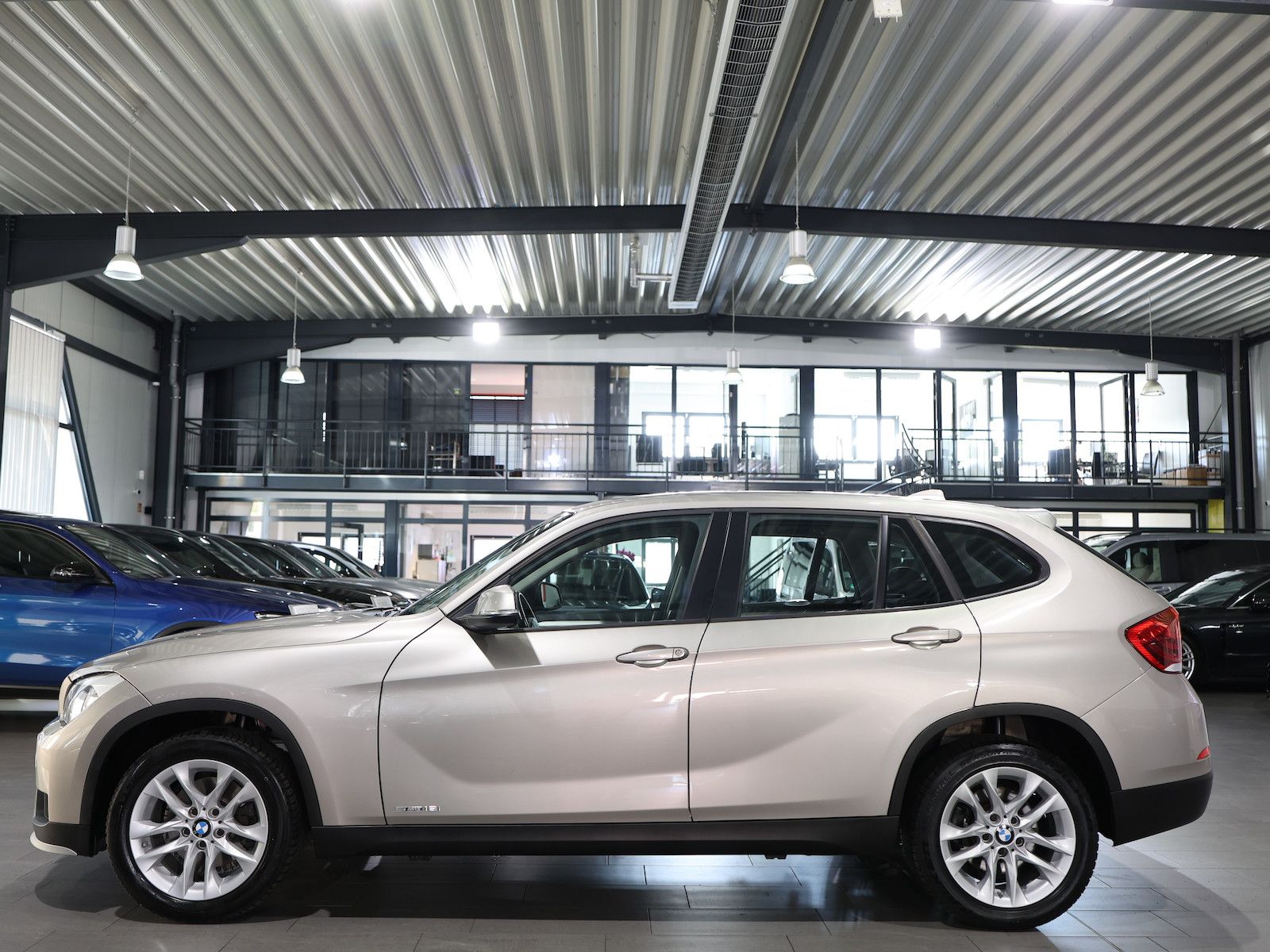 BMW X1 2014, 97 000 км, 110 kW (150 PS) бензин, schaltgetriebe — фото 7