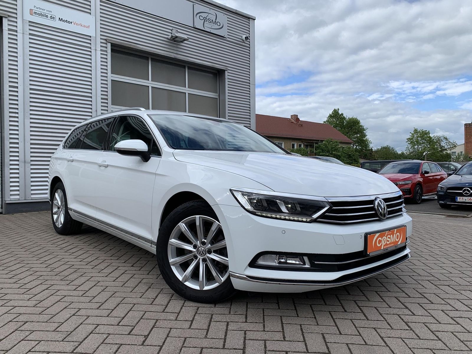 Volkswagen Passat 2019, 110 889 км, 110 kW (150 PS) бензин, автомат — фото 3