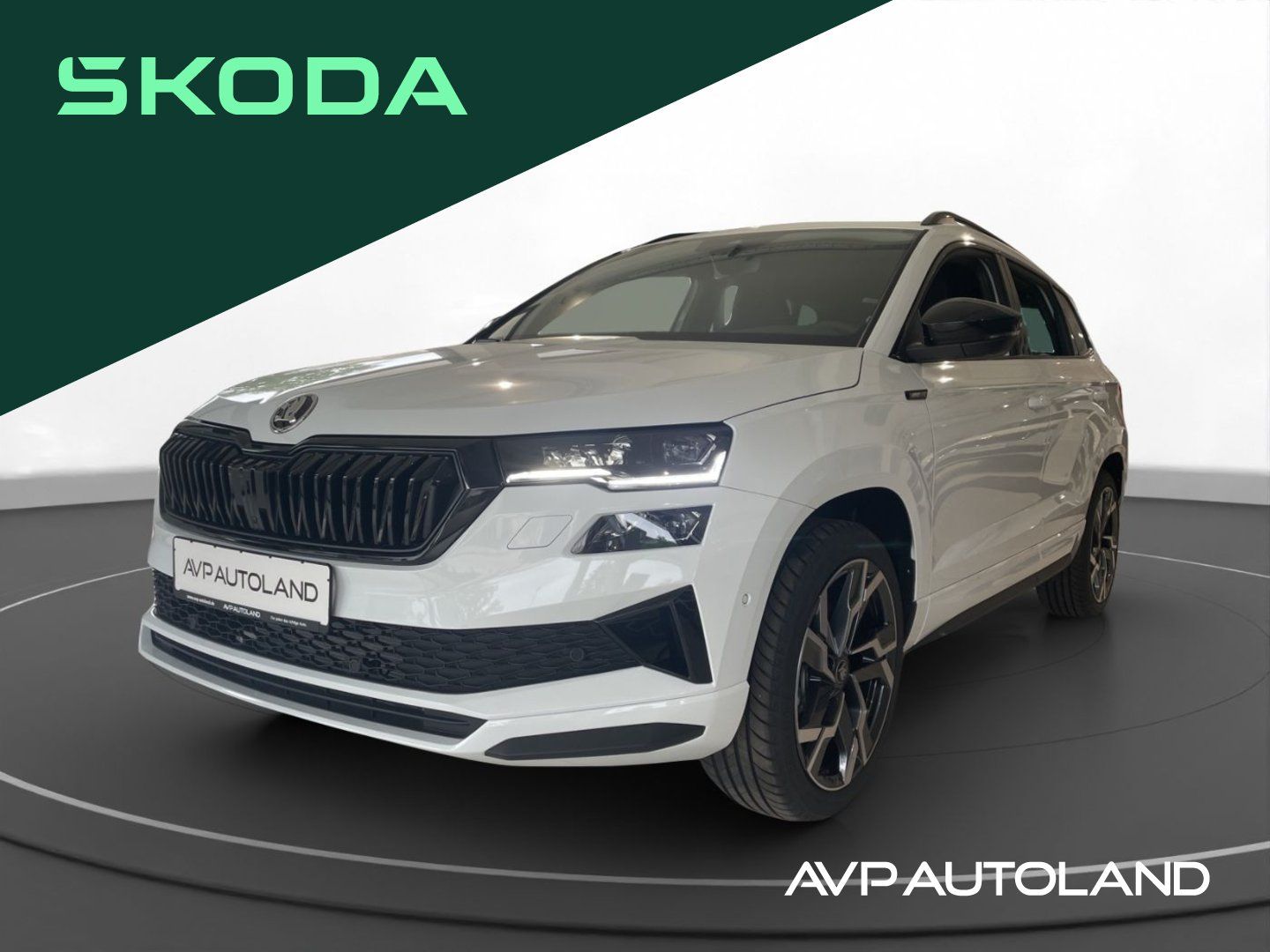 Skoda Karoq 2026, 140 kW (190 PS) бензин, автомат — фото с аукциона, доставка в Беларусь