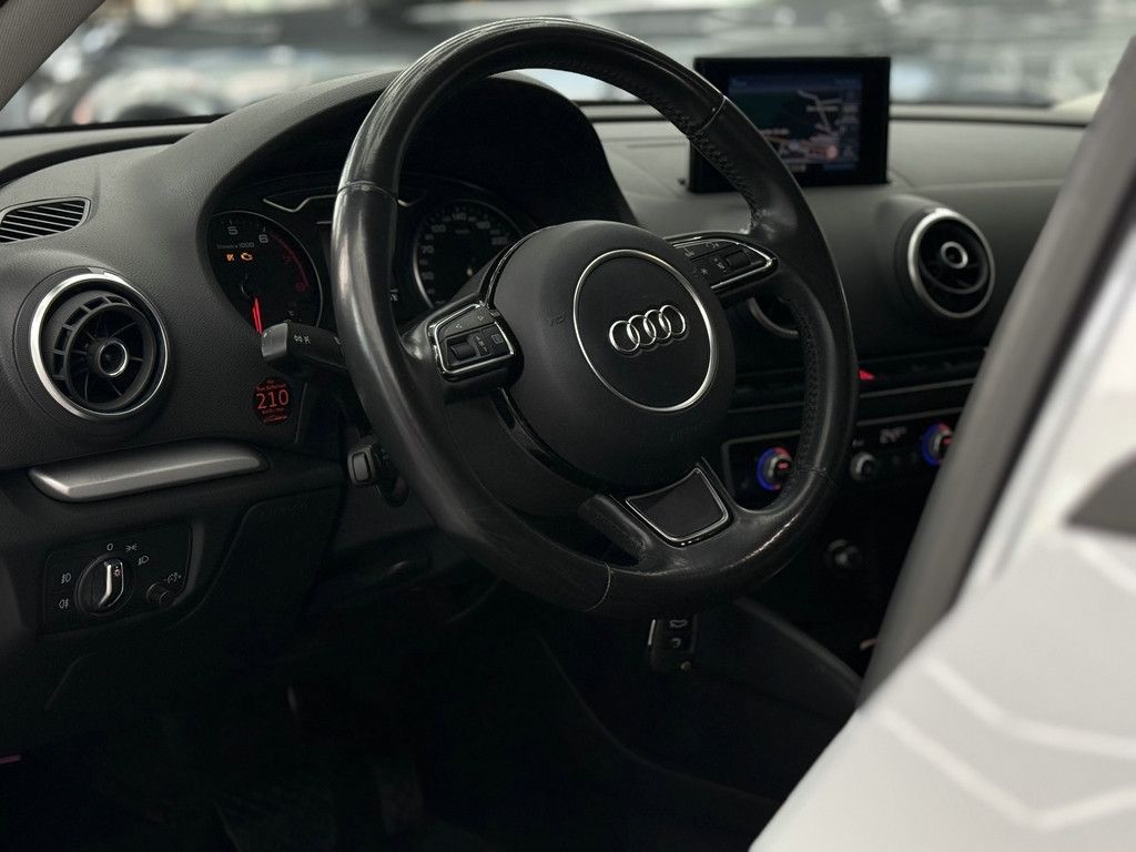 Audi A3 2015, 120 000 км, 110 kW (150 PS) бензин, автомат — фото 6