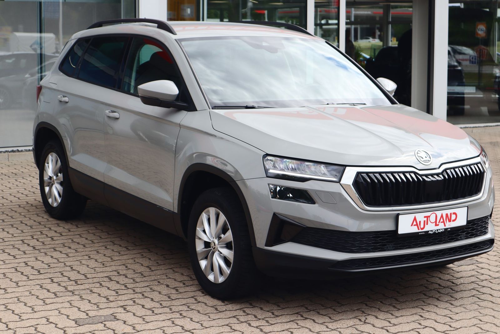 Skoda Karoq 2024, 38 154 км, 110 kW (150 PS) бензин, schaltgetriebe — фото 4
