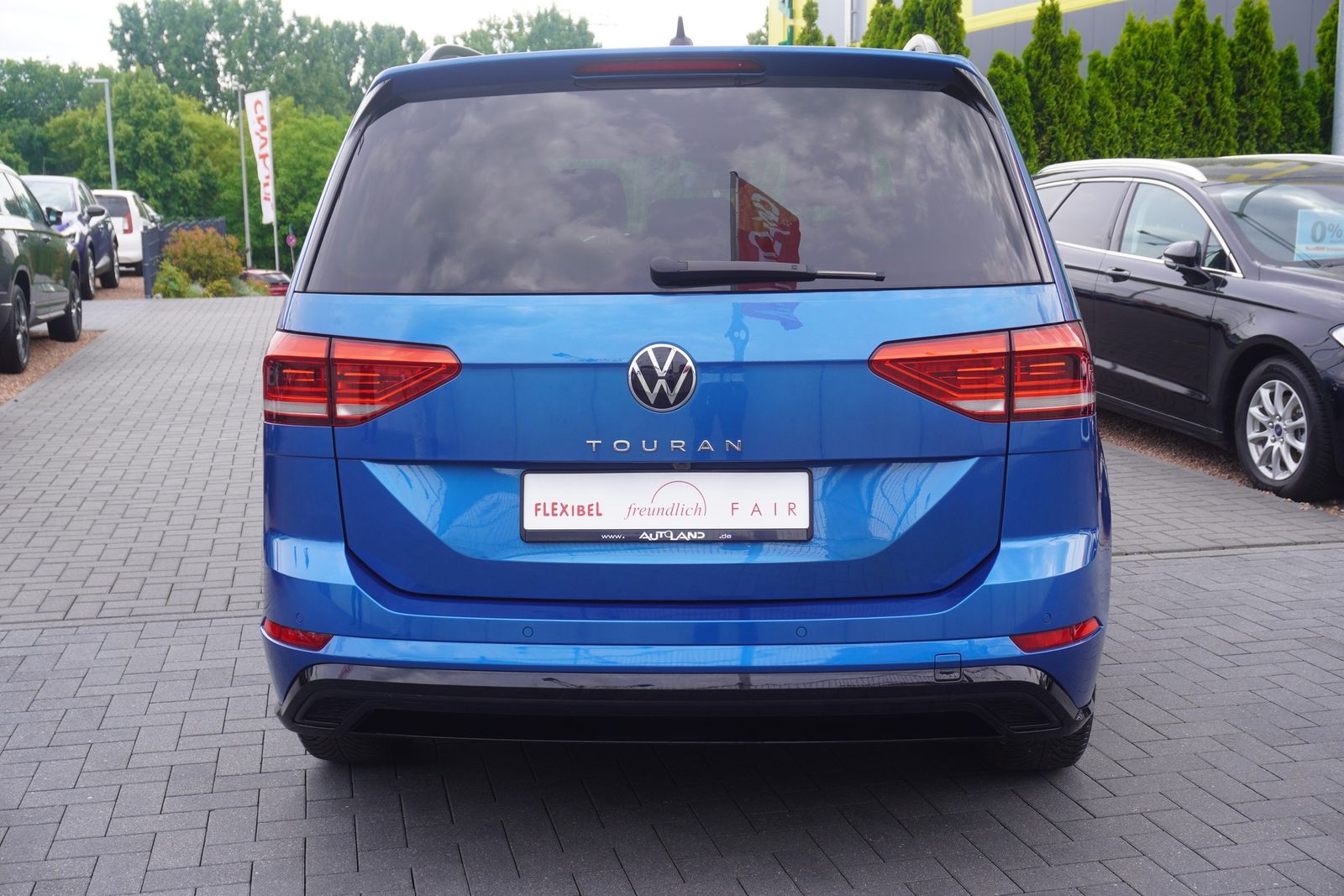 Volkswagen Touran 2022, 39 473 км, 110 kW (150 PS) бензин, автомат — фото 4