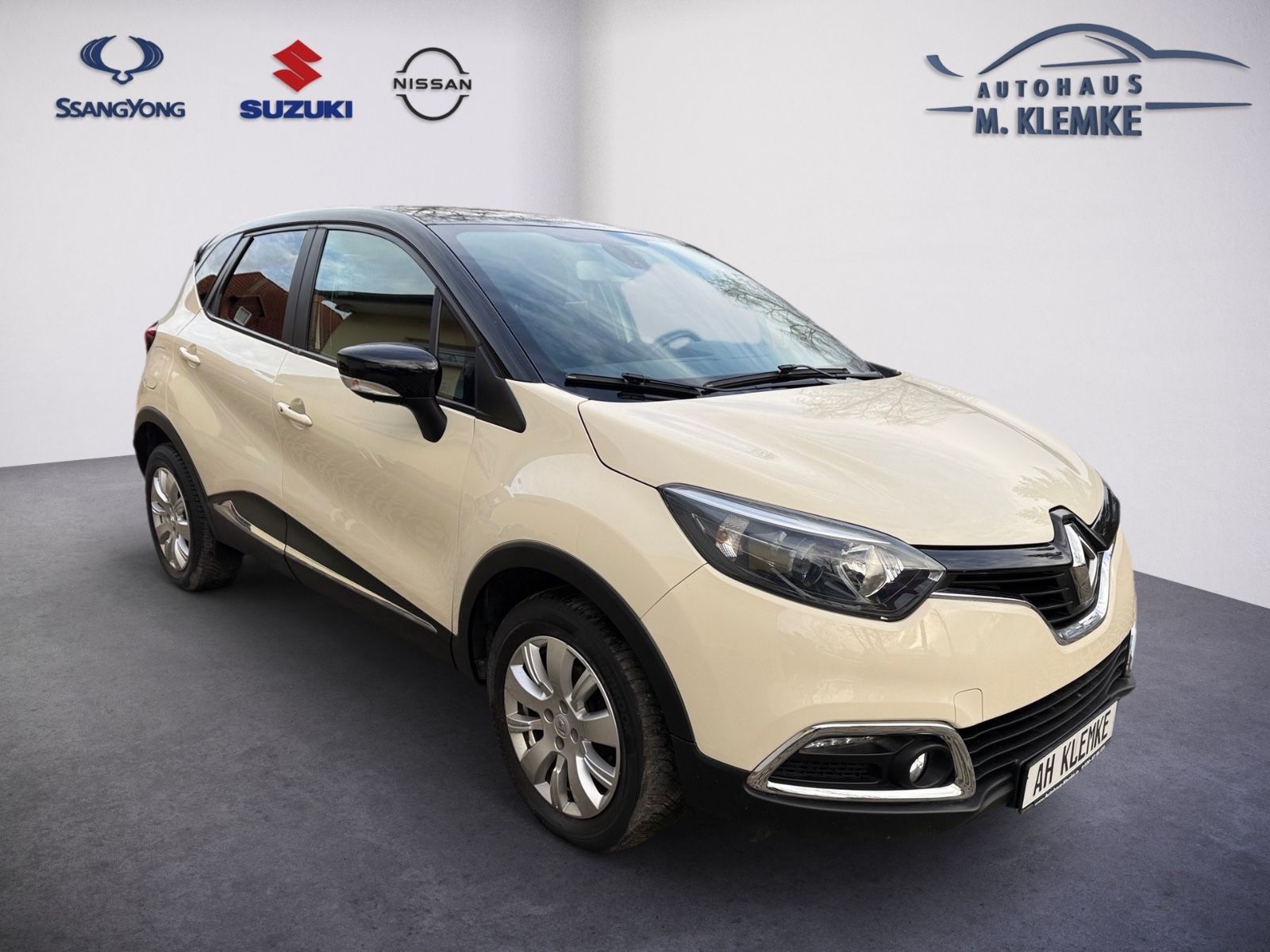 Renault Captur 2015, 72 000 км, 66 kW (90 PS) бензин, schaltgetriebe — фото 2