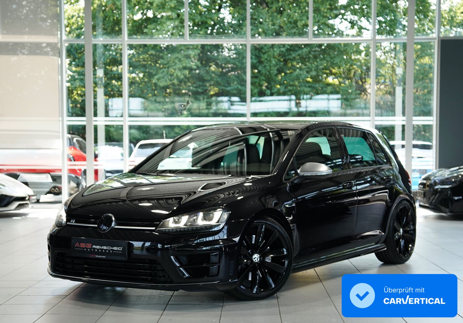 Volkswagen Golf 2015, 85 000 км, 221 kW (300 PS) бензин, автомат — фото с аукциона, доставка в Беларусь