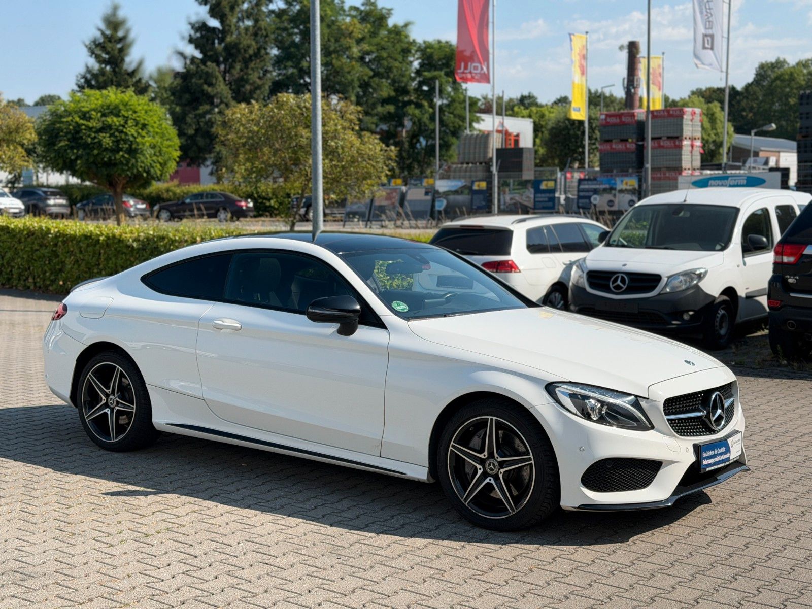 Mercedes-Benz C 300 2018, 132 413 км, 180 kW (245 PS) бензин, автомат — фото с аукциона, доставка в Беларусь