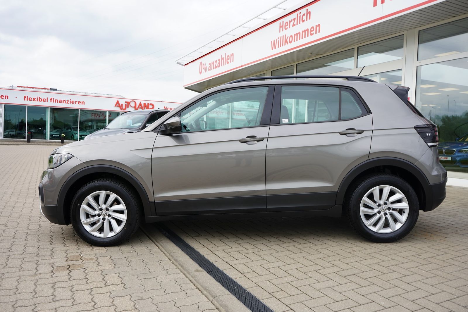 Volkswagen T-Cross 2019, 69 096 км, 85 kW (116 PS) бензин, schaltgetriebe — фото 3