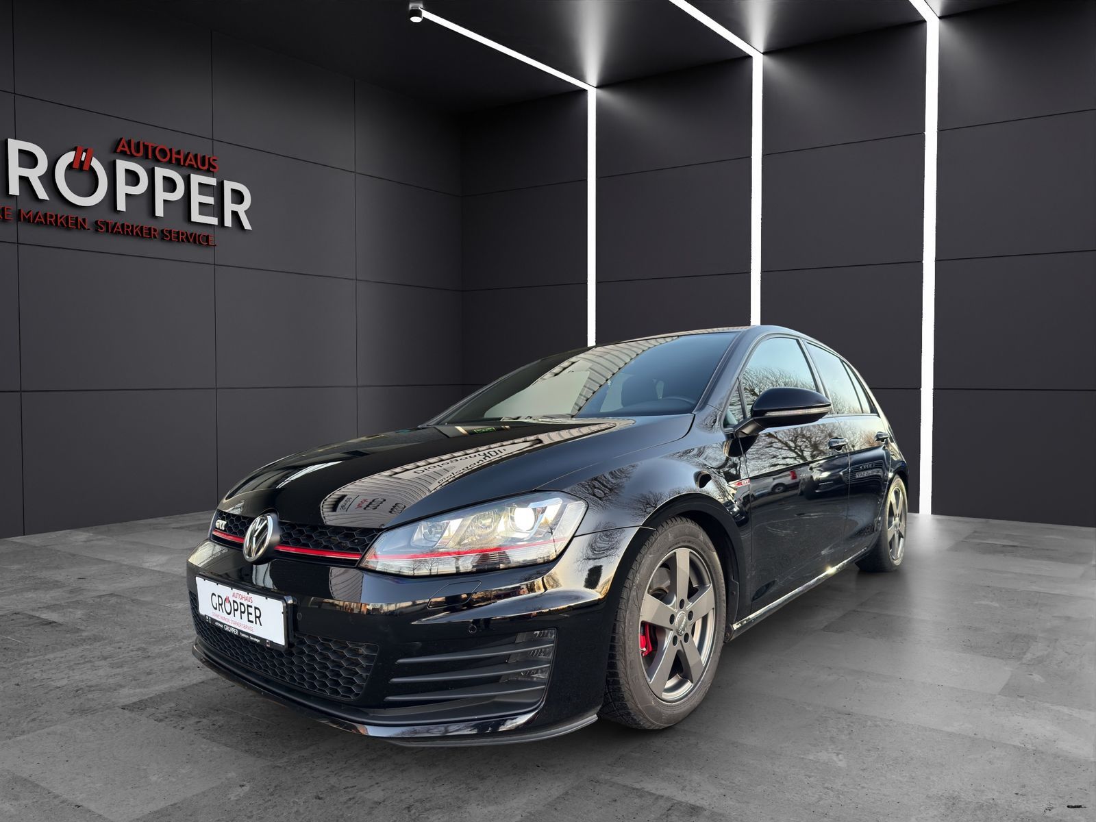 Volkswagen Golf 2016, 103 500 км, 162 kW (220 PS) бензин, schaltgetriebe — фото с аукциона, доставка в Беларусь