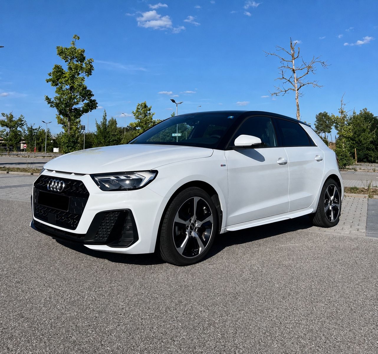 Audi A1 2025, 15 100 км, 110 kW (150 PS) бензин, автомат — фото с аукциона, доставка в Беларусь
