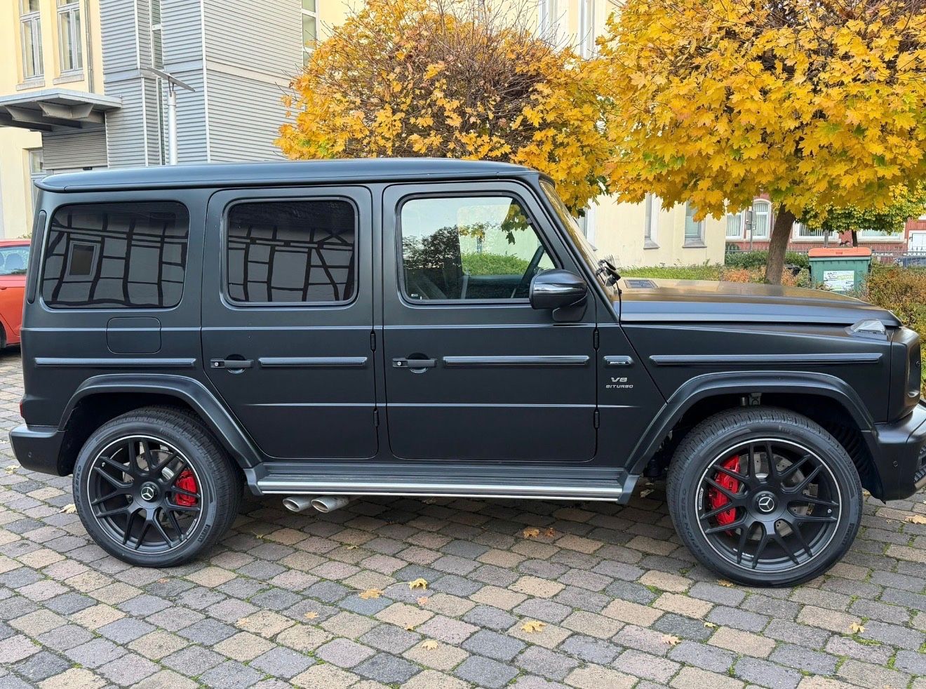 Mercedes-Benz G 63 AMG 2023, 6 300 км, 430 kW (585 PS) бензин, автомат — фото с аукциона, доставка в Беларусь