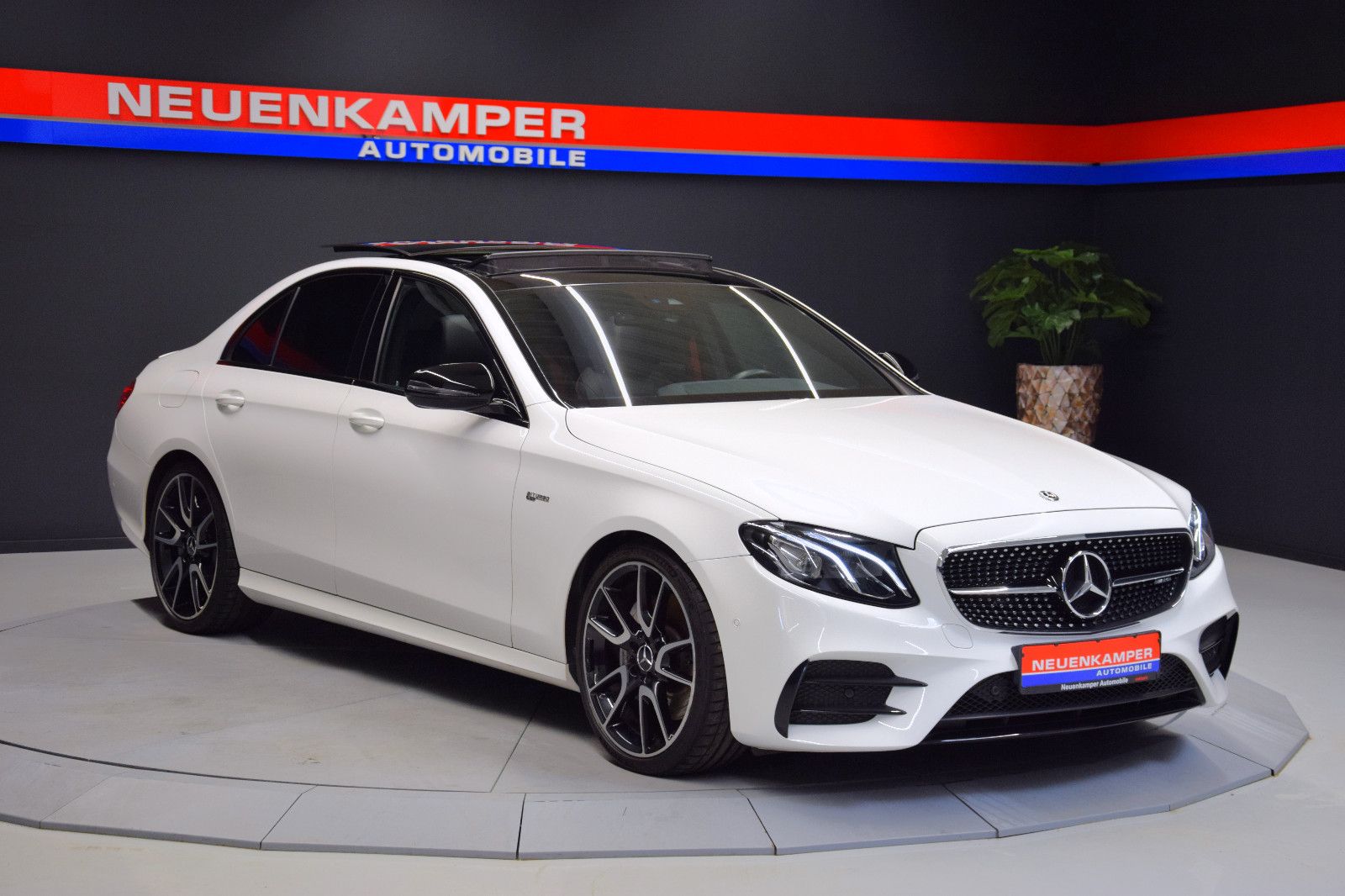 Mercedes-Benz E 43 AMG 2017, 47 590 км, 295 kW (401 PS) бензин, автомат — фото с аукциона, доставка в Беларусь