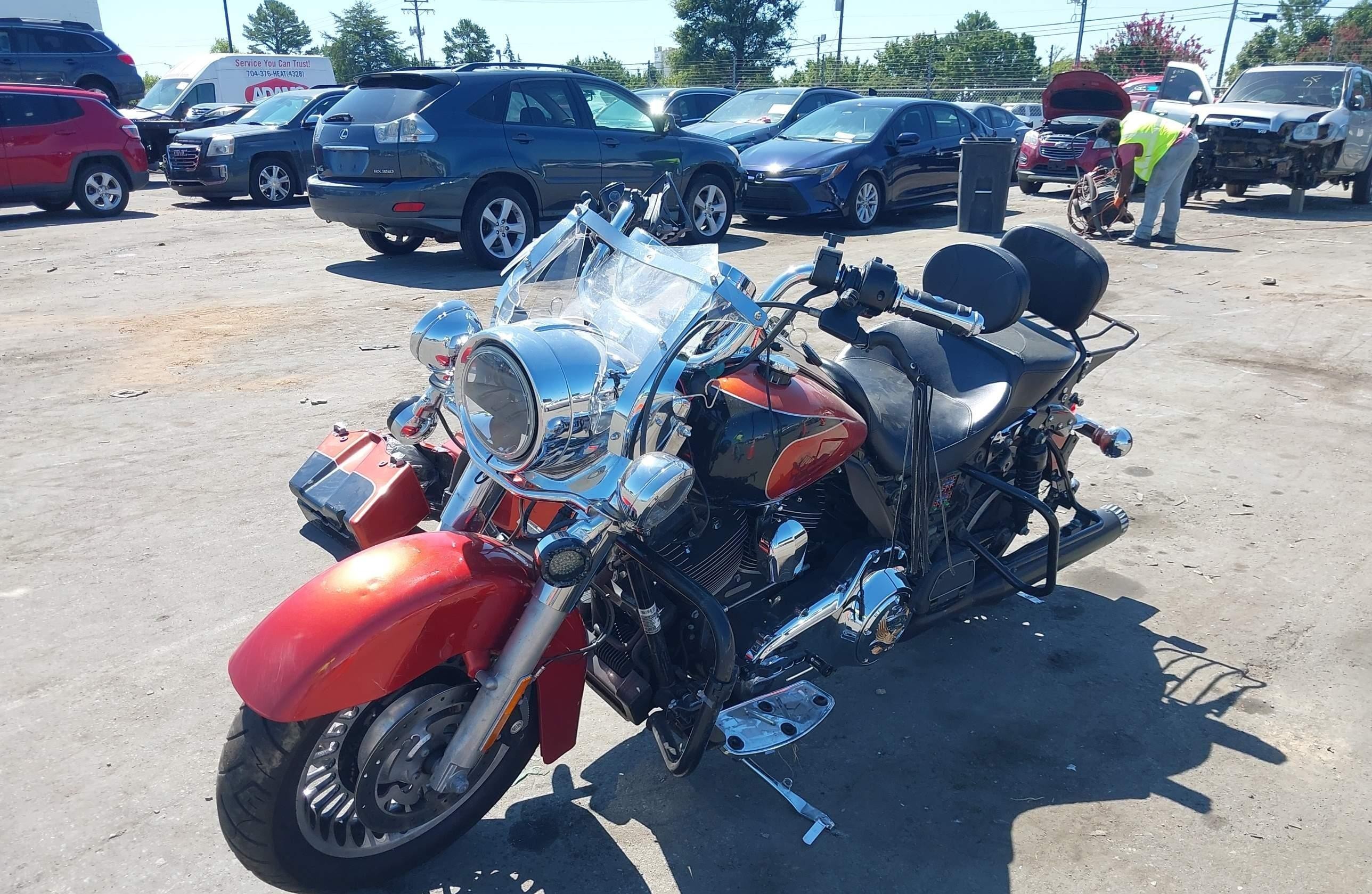 HARLEY-DAVIDSON FLHR 2012, 2 cyl. — фото с аукциона, доставка в Беларусь