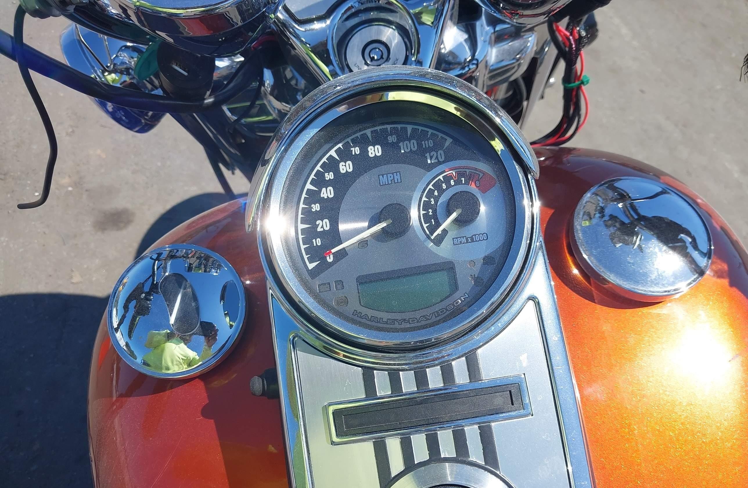 HARLEY-DAVIDSON FLHR 2012, 2 cyl. — фото 6